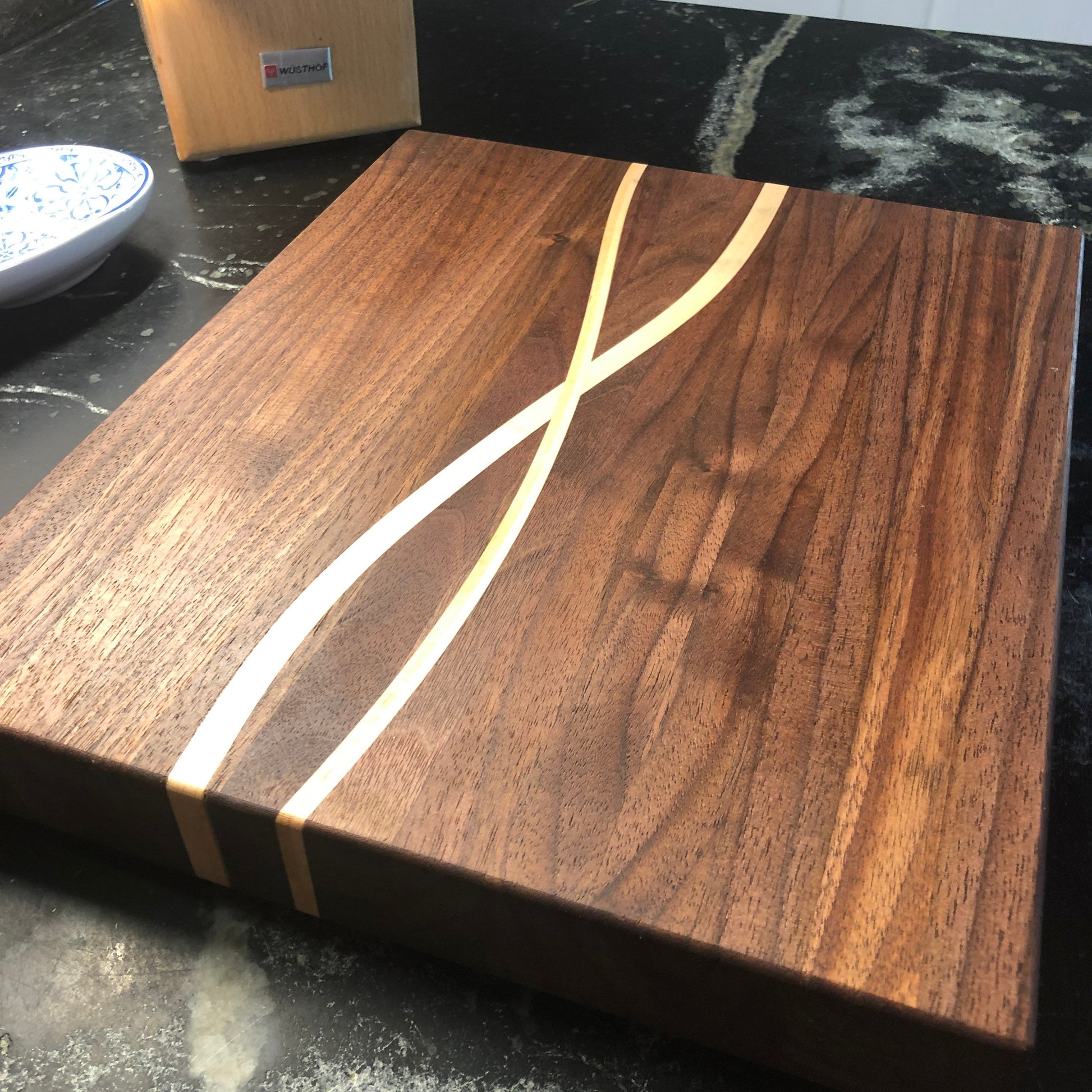 Curved Inlay Cutting Board