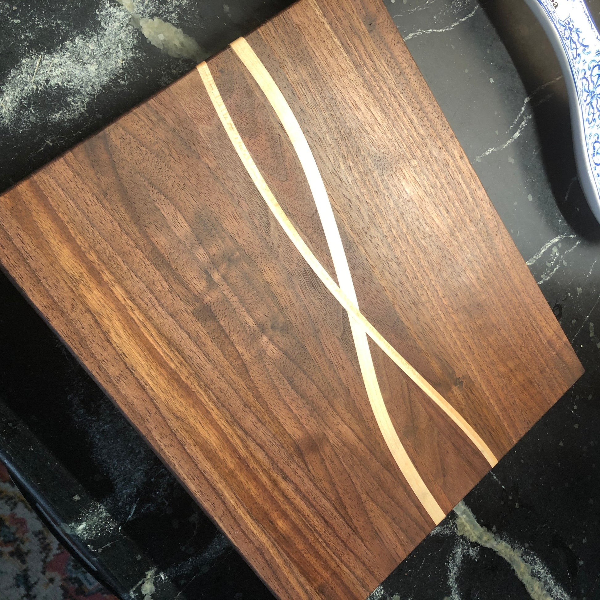 Curved Inlay Cutting Board