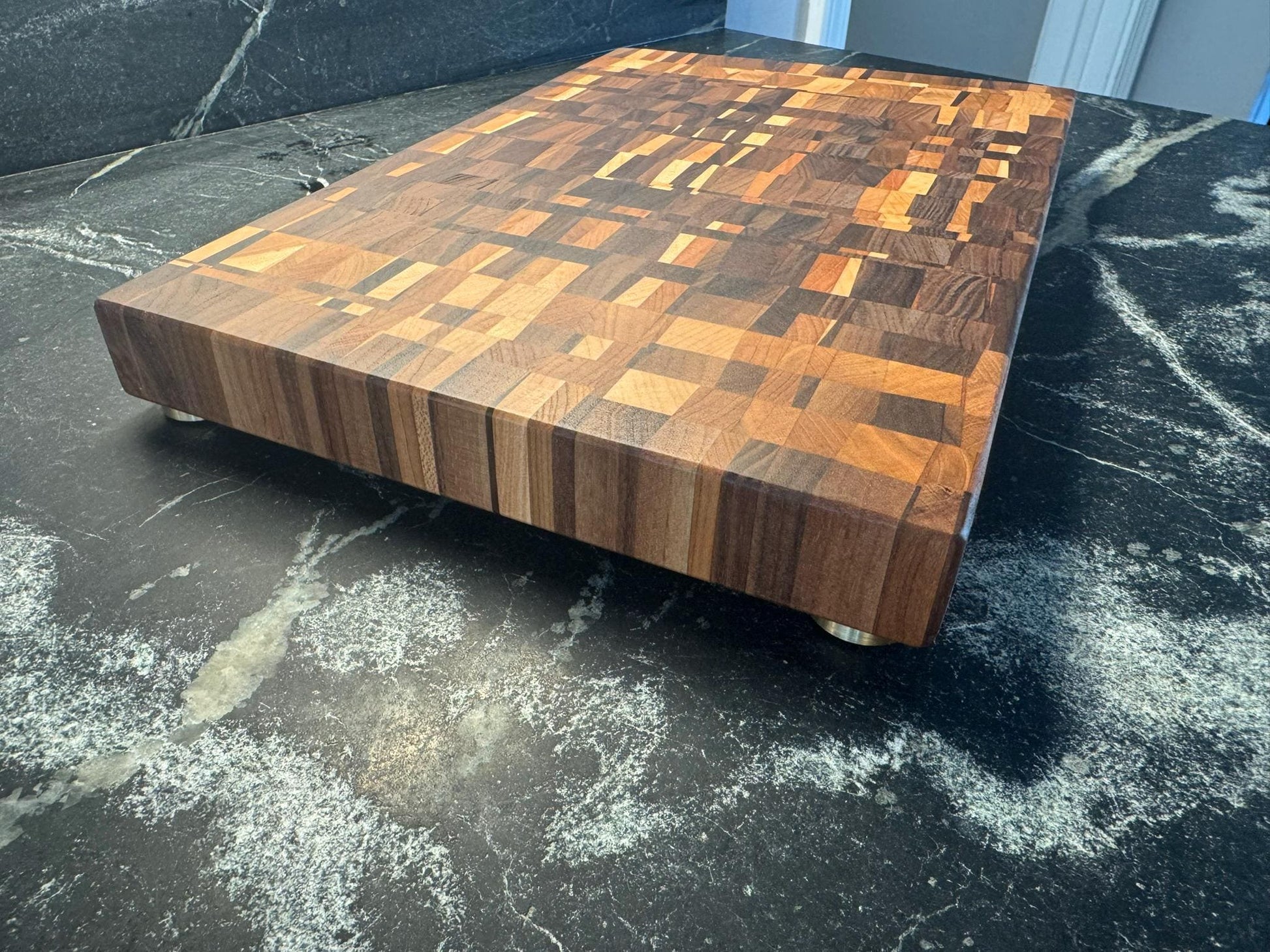 Chaos End Grain Cutting Board (Slim Large)