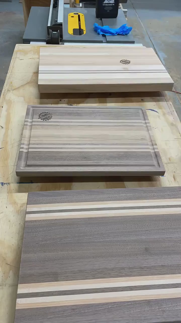 Walnut Cutting Board (Heritage) for Rustic Kitchen, Wooden Charcuterie w/ Custom Engraving available