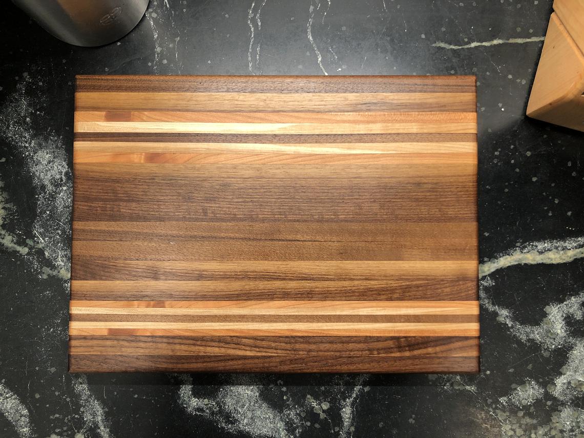 Heritage Walnut Cutting Board - Broad Shoulders Woodworks