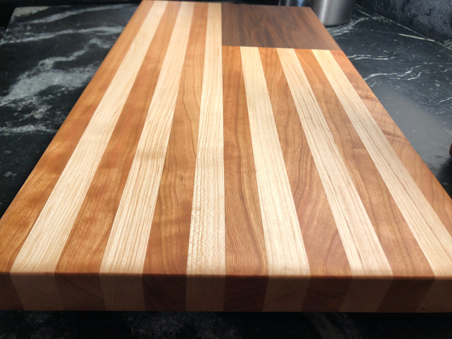 American Flag Cutting Board - Broad Shoulders Woodworks