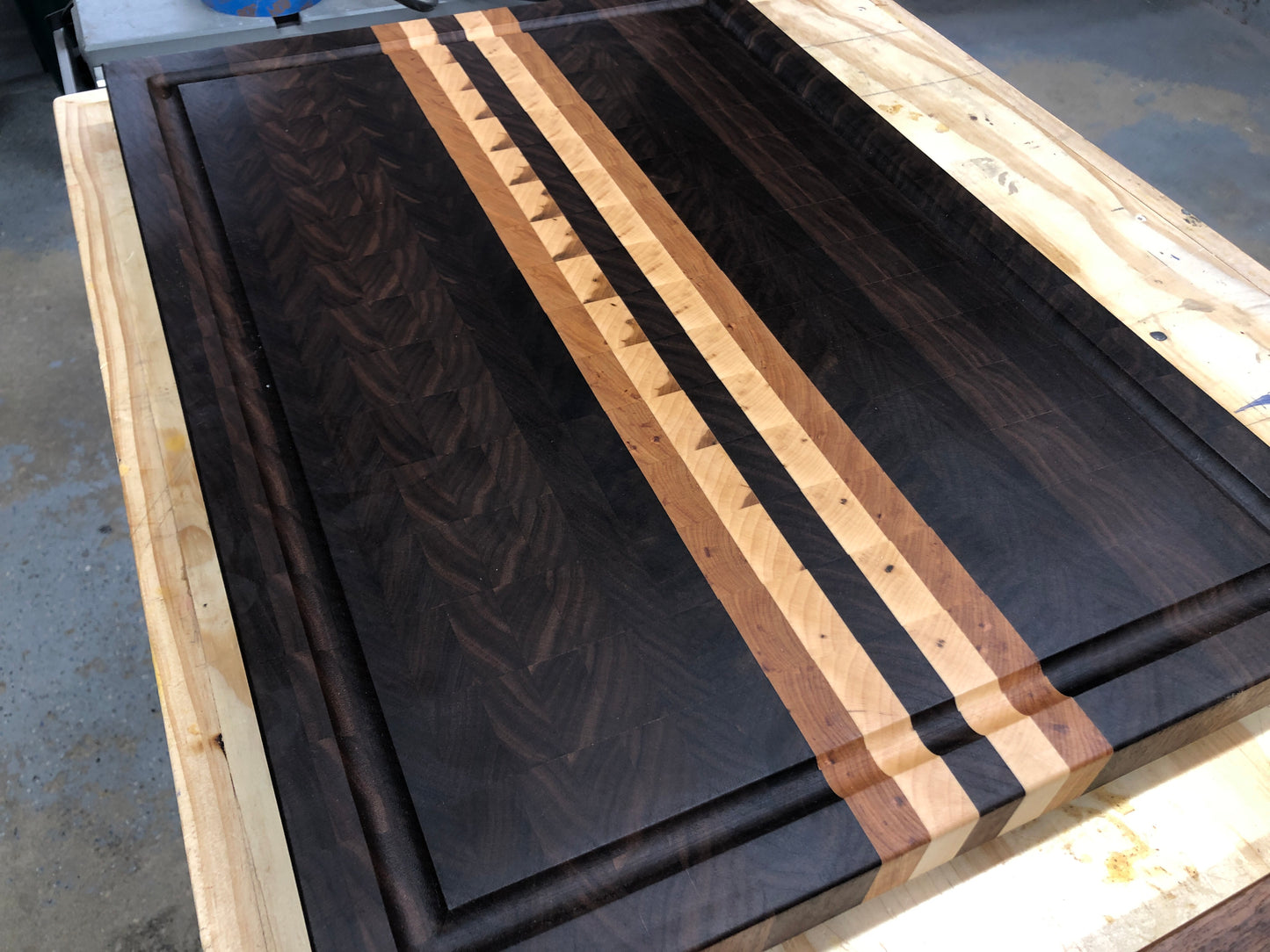 The Heritage Board (End Grain) - Broad Shoulders Woodworks